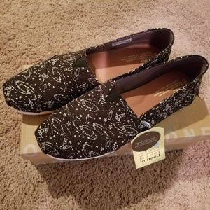 Black Glow in The Dark Outerspace  Men's Classics